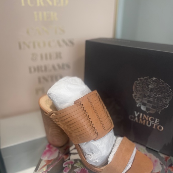 PEANUT LEATHER WOVEN SLINGBACK I VINCE CAMUTO - Picture 6 of 9